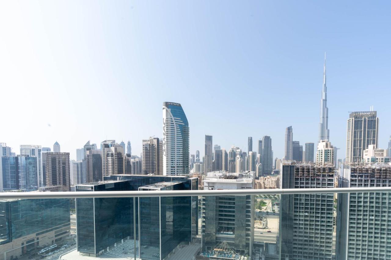 Delightful 2Br Apartment At Reva Residences Dubai Exteriör bild