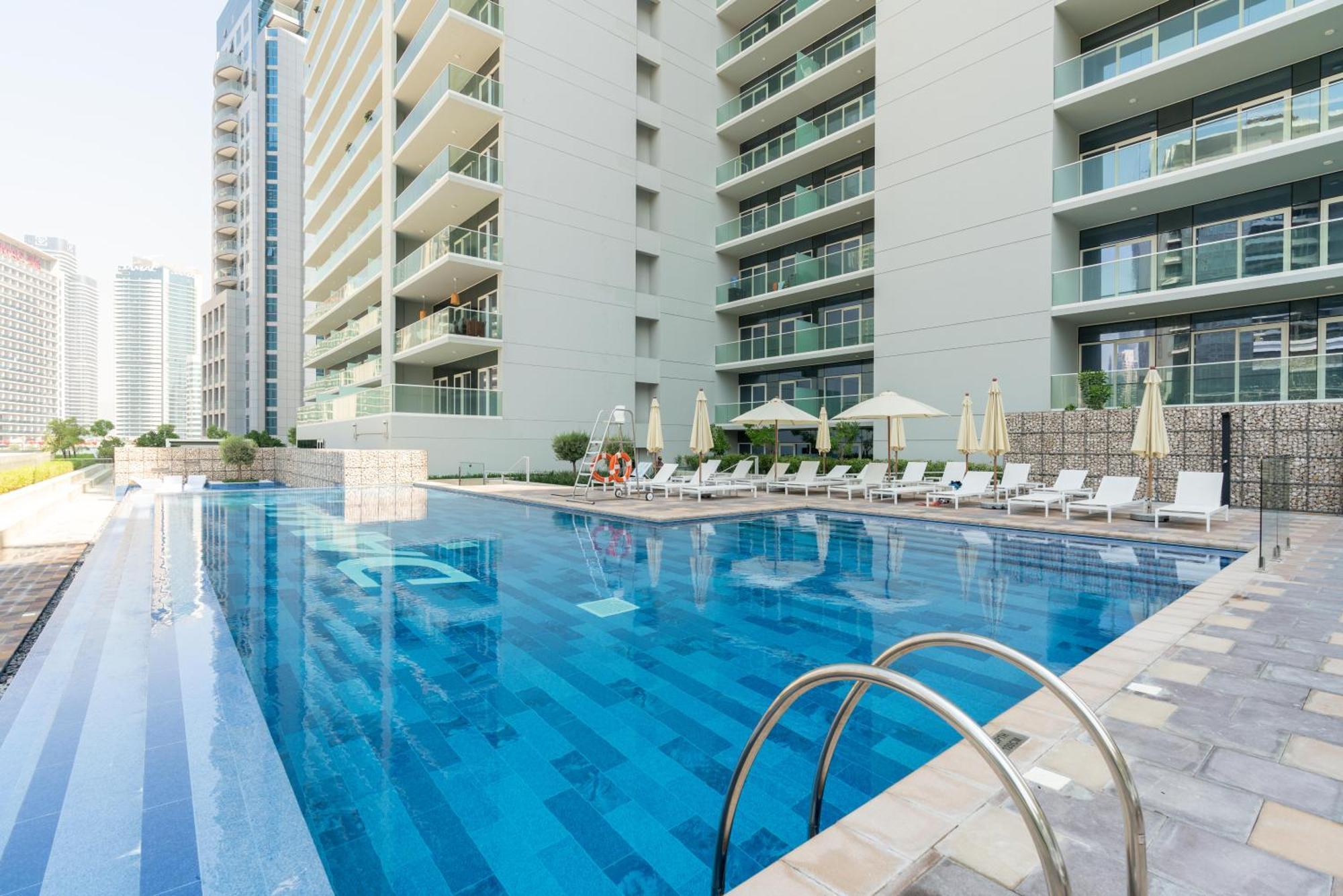 Delightful 2Br Apartment At Reva Residences Dubai Exteriör bild